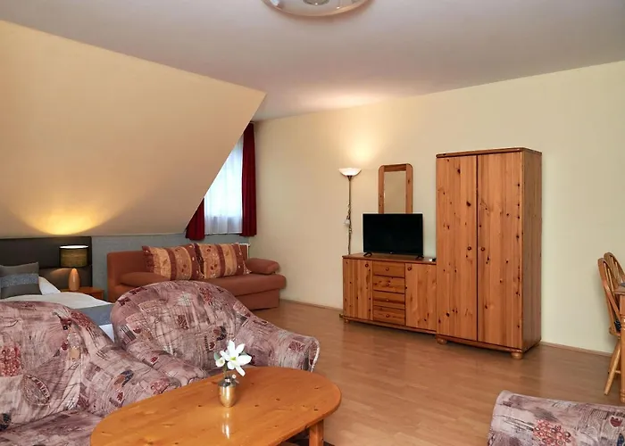Brigitte Buekfuerdo Apartament