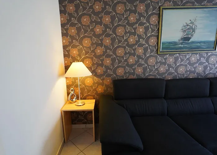 Brigitte Buekfuerdo Apartament